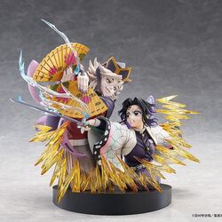 DEMON SLAYER - Shinobu Kocho & Doma - Statue 18cm