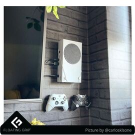 Floating Grip Xbox Seriex S Wall Mount - Bundle White / Xbox Series X - S Accessories - Series X - Techbox
