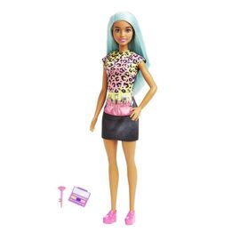 Barbie - Makeup Artist Doll (HKT66) / Toys - Dolls - Collectibles - Techbox