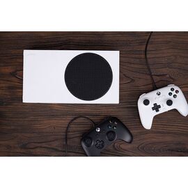8BitDo Ultimate Wired Controller for Xbox Hall Ed/Black / Xbox Series X | Techbox