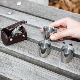 Shot Glasses With Leather Case / Gadgets - Αταξινόμητα -  - Techbox