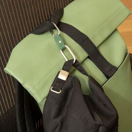 Dual Clip Buddy / Gadgets