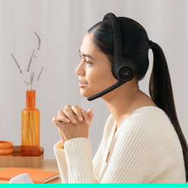 Logitech - Zone 300 wireless headset / Electronics