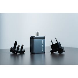 Verbatim - GNC-65 GaN Charger 3 Port 65W USB-A/USB-C / Electronics