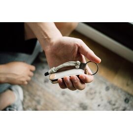 Orbitkey - Urban Loop Keychain - Stone / Gadgets - Keychains - Gifts - Techbox