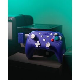 Retro-Fighters - BattlerGC 2.4G Controller - Purple / Video Games and Consoles