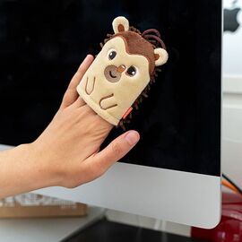 Kikkerland - Hedgehog Screen Cleaner - 8.25 cm x 9.5 cm x 1.5 cm / Electronics