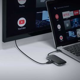 AUKEY CB-C71 interface hub 5000 Mbit/s Black | Techbox
