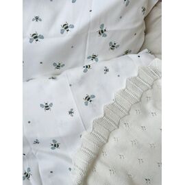 Vanilla Copenhagen - Bedding Junior - Honeybee Happy - Milk - 100 x 140 cm, 40 x 45 cm (BEDJ3824) / Baby and Children