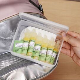 Haakaa - Silicone Colostrum Collector Set / Baby and Children