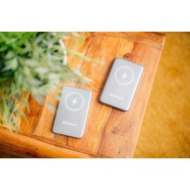 Verbatim - Charge ´n´ Go Magnetic Wireless Power Bank 10000 / Electronics