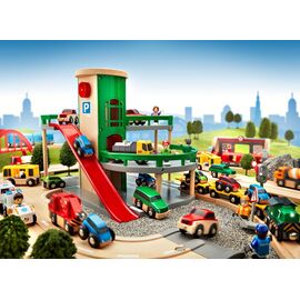 BRIO - Parking Garage (33204) / Toys