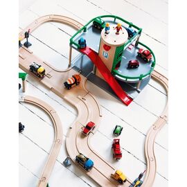 BRIO - Parking Garage (33204) / Toys