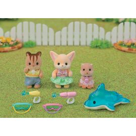 Sylvanian Families - Kindergarten Friends - Wading Pool Trio (5749) / Toys