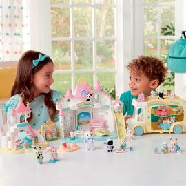 Sylvanian Families - Kindergarten Sandbox & Wading Pool (5746) / Toys