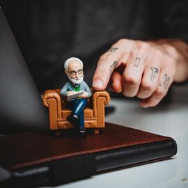 Winkee - Desktop Therapist / Gadgets