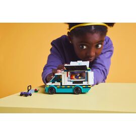 LEGO - LEGO City - Emergency Ambulance (60451) / Toys - Lego - Collectibles - Techbox