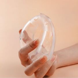 Haakaa - Ladybug Silicone Breast Milk Collector / Baby and Children