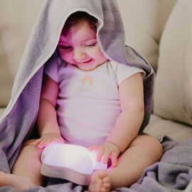 bblüv - Musical Mobile Night Light - Star / Baby and Children