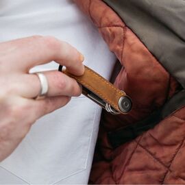 Orbitkey - Crazy Horse Leather Key Organiser - Chestnut Brown/Brown / Gadgets