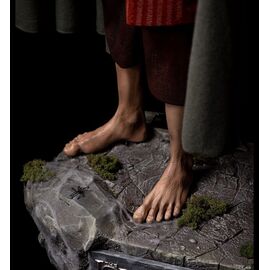 Lord of the Rings Life-Size Statue Frodo 152 cm |  Techbox