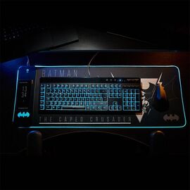 Numskull Batman - Oversize Gaming Mat & Mobile Charger / Fan Shop and Merchandise - Various - Various - Techbox