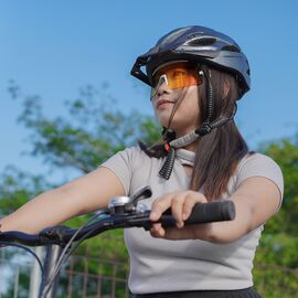 Rockbros Photochromic Cycling Glasses with UV Protection and Corrective Insert – White | Techbox