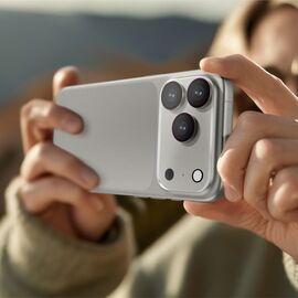 AmazingThing Full Lens Glass for iPhone 17 Pro | Techbox