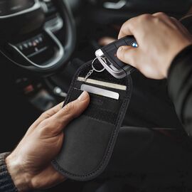Tech-Protect KLR100 RFID Case - Black