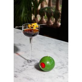 Doiy - Olivia Wax Candle - Deep Green with a Striking Red Core / Gadgets
