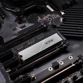 XPG GAMMIX S60 2 TB M.2 PCI Express 4.0 NVMe 3D NAND | Techbox