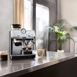 De’Longhi Dedica Arte EC9155.MB Semi-auto Espresso machine 2.5 L | Techbox