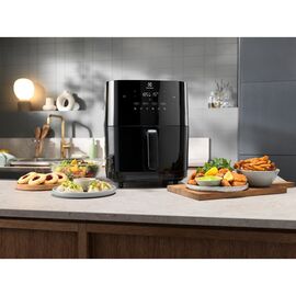 Electrolux EAF7SB Single 6.9 L Stand-alone 1700 W Hot air fryer Black | Techbox