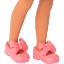 Barbie - Chelsea and Friends Doll - Lula with Brunette Hair (JJB35) / Toys