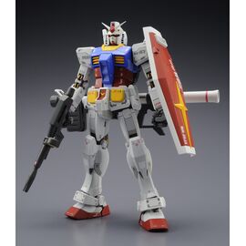 GUNDAM - Model Kit - Master Grade - RX-78-2 Gundam Ver 3.0 - 18 CM