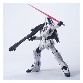 GUNDAM - HGUC Unicorn RX-0 Unicorn Mode - Model Kit