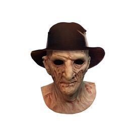 A Nightmare on Elm Street 2: Freddy's Revenge Deluxe Latex Mask with Hat Freddy Krueger