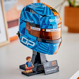 LEGO - Formula 1 - Editions McLaren Mastercard F1® Team Oscar Piastri Helmet  (43017) / Toys