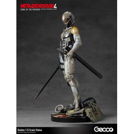 Metal Gear Solid 4 Guns of the Patriots Statue 1/6 Raiden 32 cm