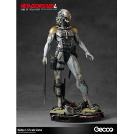 Metal Gear Solid 4 Guns of the Patriots Statue 1/6 Raiden 32 cm