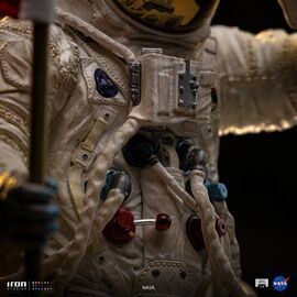 NASA Legacy Replica Statue 1/4 Apollo 11 Astronaut 58 cm