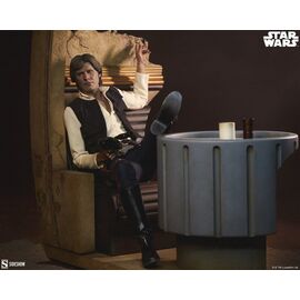 Star Wars Episode IV Mixed Media Premium Format Figure Han Solo: Sorry About the Mess 32 cm