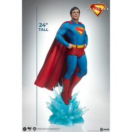 Superman (2025) Premium Format Statues Superman 61 cm & Krypto 23 cm Bundle (2)