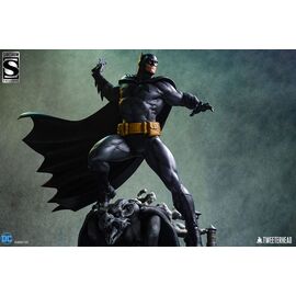 DC Comics Maquette 1/4 Batman (Black and Gray Edition) 66 cm