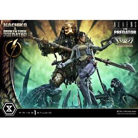 Aliens vs. Predator (Comic) Ultimate Premium Masterline Statue 1/4 Machiko & Broken Tusk Predator Deluxe Version 84 cm