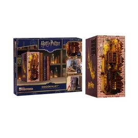 HARRY POTTER - BOOK NOOK KIT - Diagon Alley - 202pc + LED Light