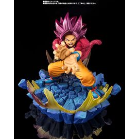 DRAGON BALL DAIMA - Super Saiyan 4 Son Goku - Statue FiguartsZERO 20cm