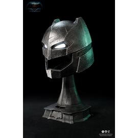 BATMAN V SUPERMAN - Armored Batman Helmet - Replica 1/1