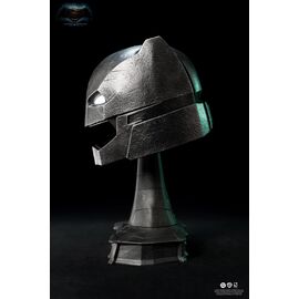 BATMAN V SUPERMAN - Armored Batman Helmet - Replica 1/1