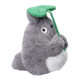 MY NEIGHBOUR TOTORO - Grey Totoro with leaf - Nakayoshi Plush